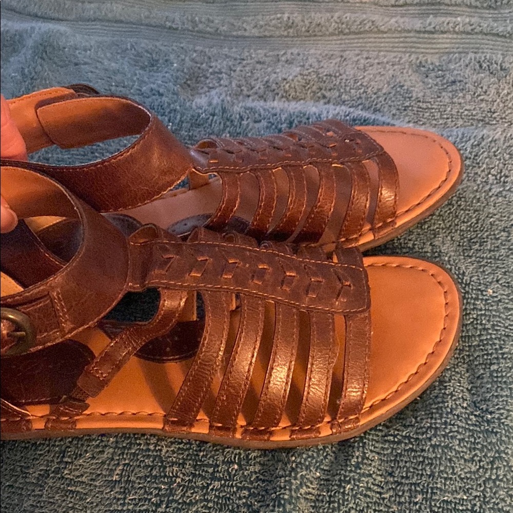 b.o.c. Brown Strappy Gladiator Sandals 6.5 - Picture 9 of 9